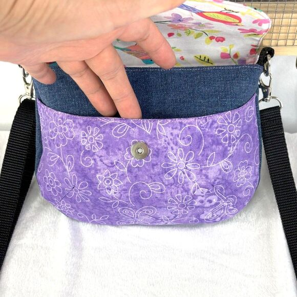 Handmade Upcycled Denim Small Magnetic Flap Shoulder/Crossbody Bag - Picture 7 of 12